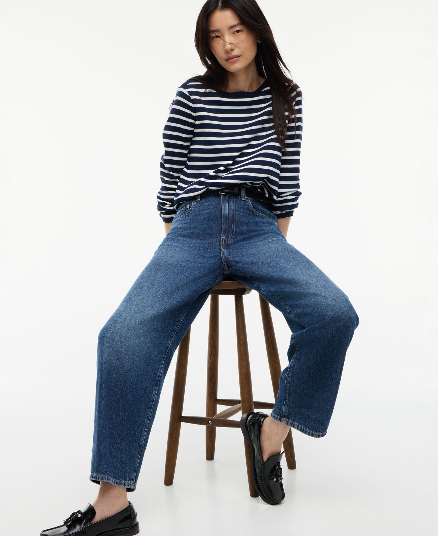 Женские джинсы Tommy Hilfiger Quinn Mid-Rise Barrel-Leg Dark-Rinse, цвет: Vin — фото 6