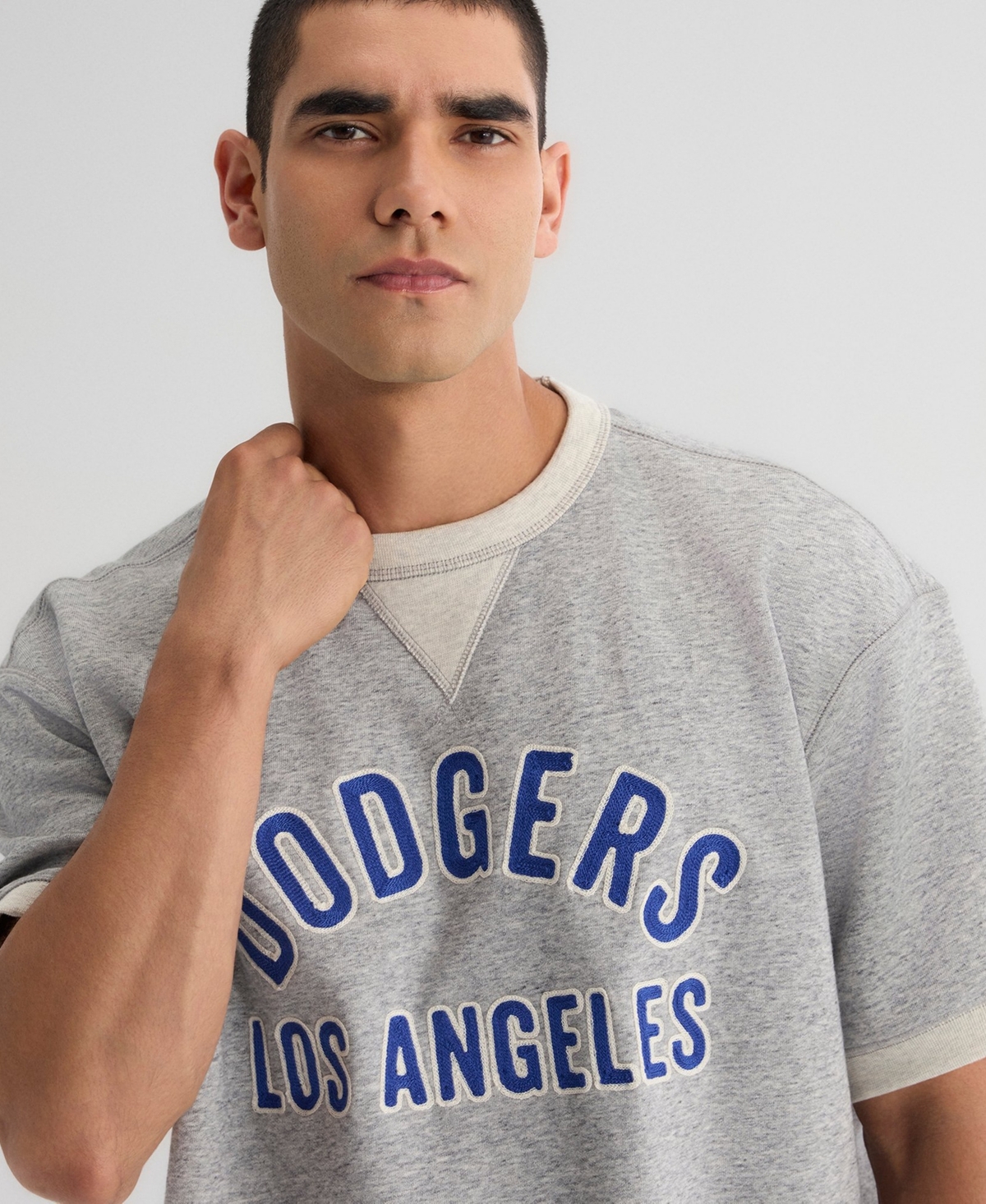 Fanatics Men's Los Angeles Dodgers Iconic Terry Pre-Season Relaxed Fit Sweatshirt