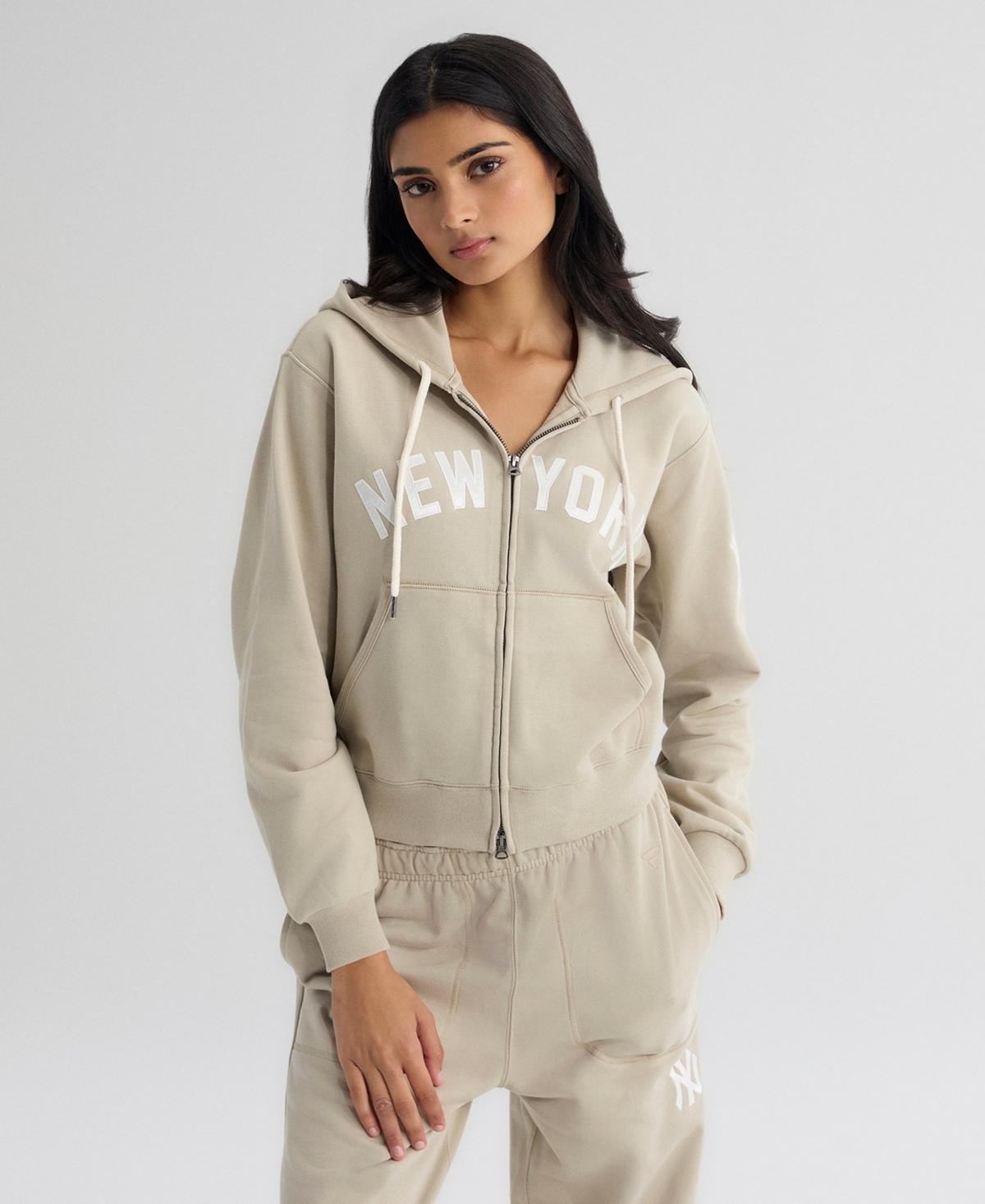 Fanatics Women's New York Yankees Iconic Terry Full-Zip Cropped Fit Hoodie