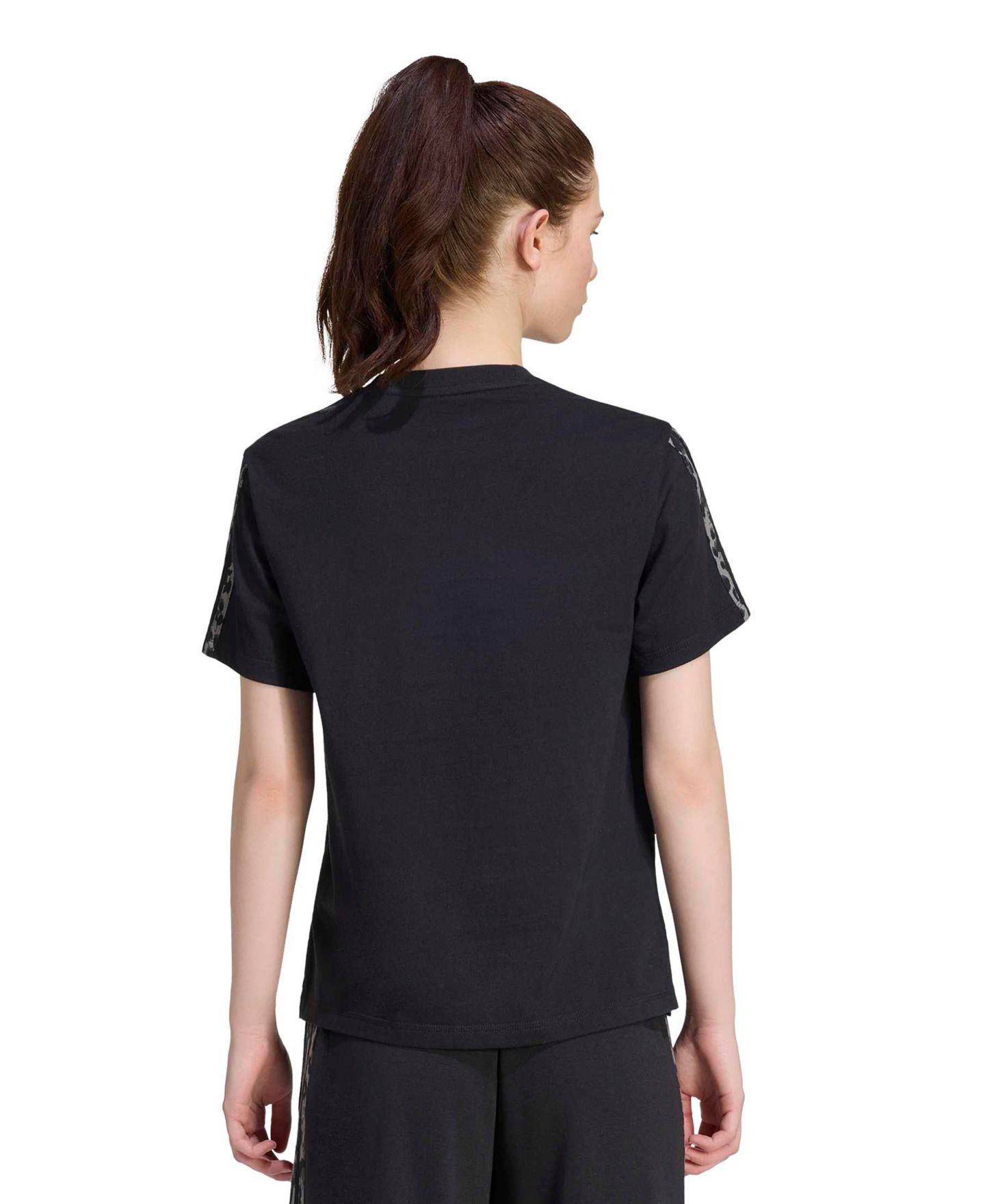 Женская футболка adidas Seasonal Essentials Crewneck, цвет: Чёрный / Разноцветный — фото 5