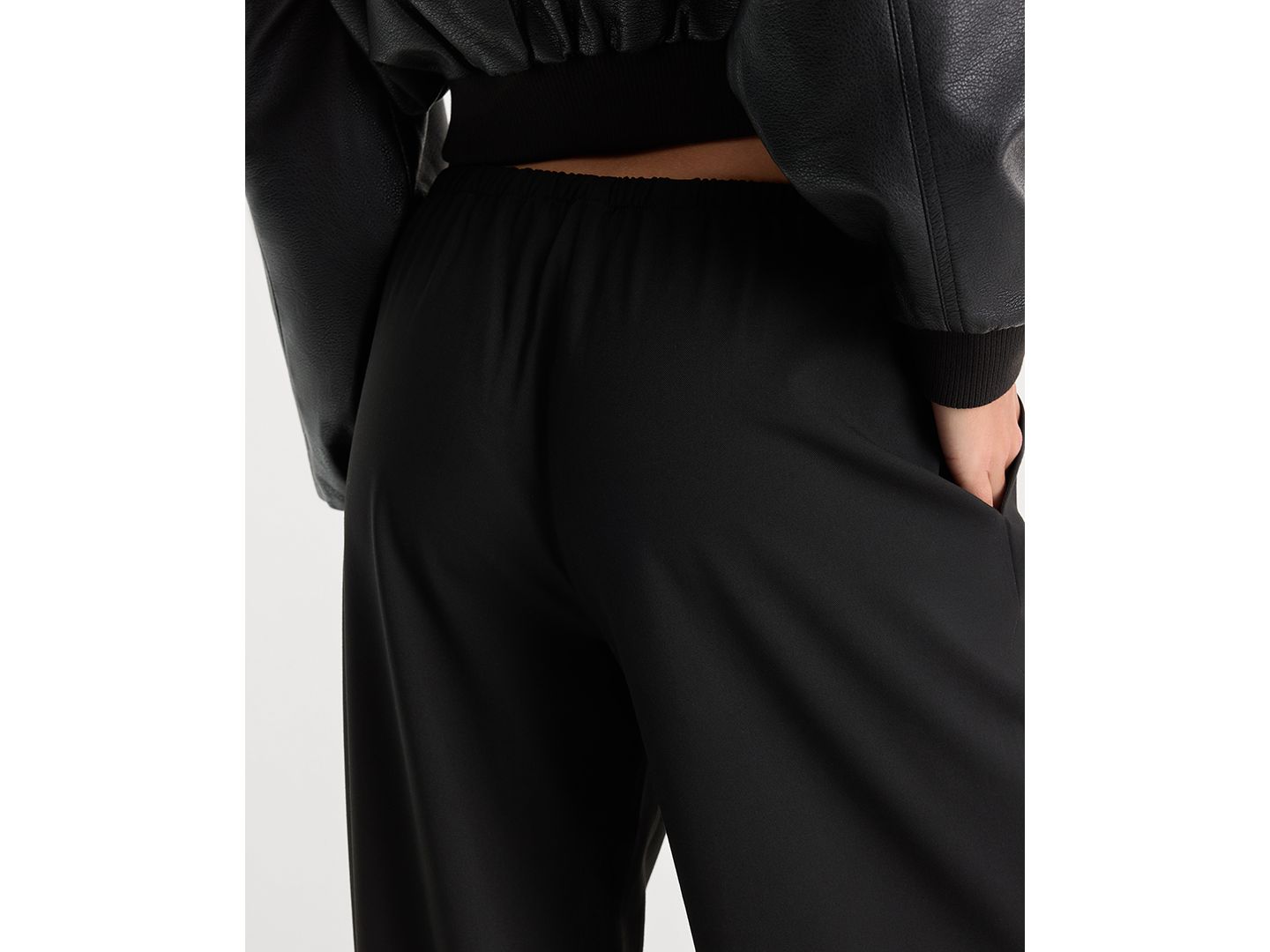 Женские брюки Good American Straight-Leg Pull-On Trouser, цвет: Чёрный — фото 4