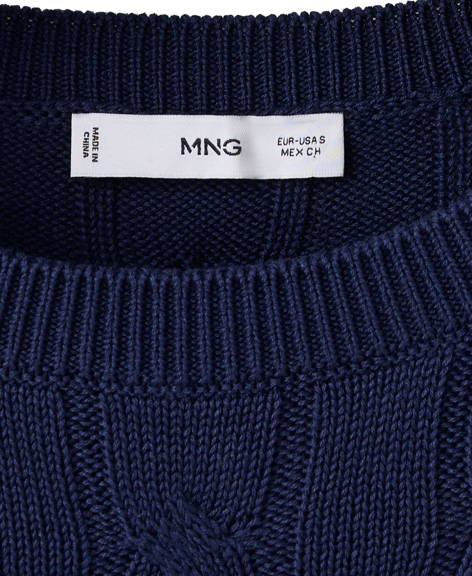 Women's Cable-Knit Crewneck Sweater
