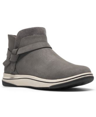 Women's Breeze Emma Round Toe Booties