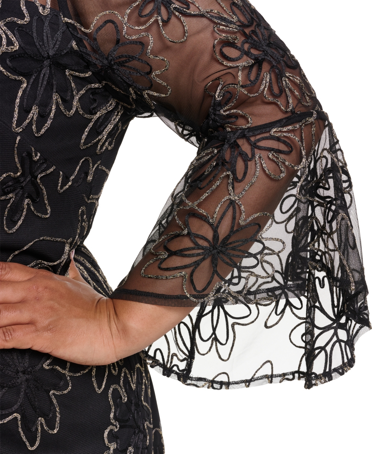 Jessica Howard Plus Bell-Sleeve Floral Dress