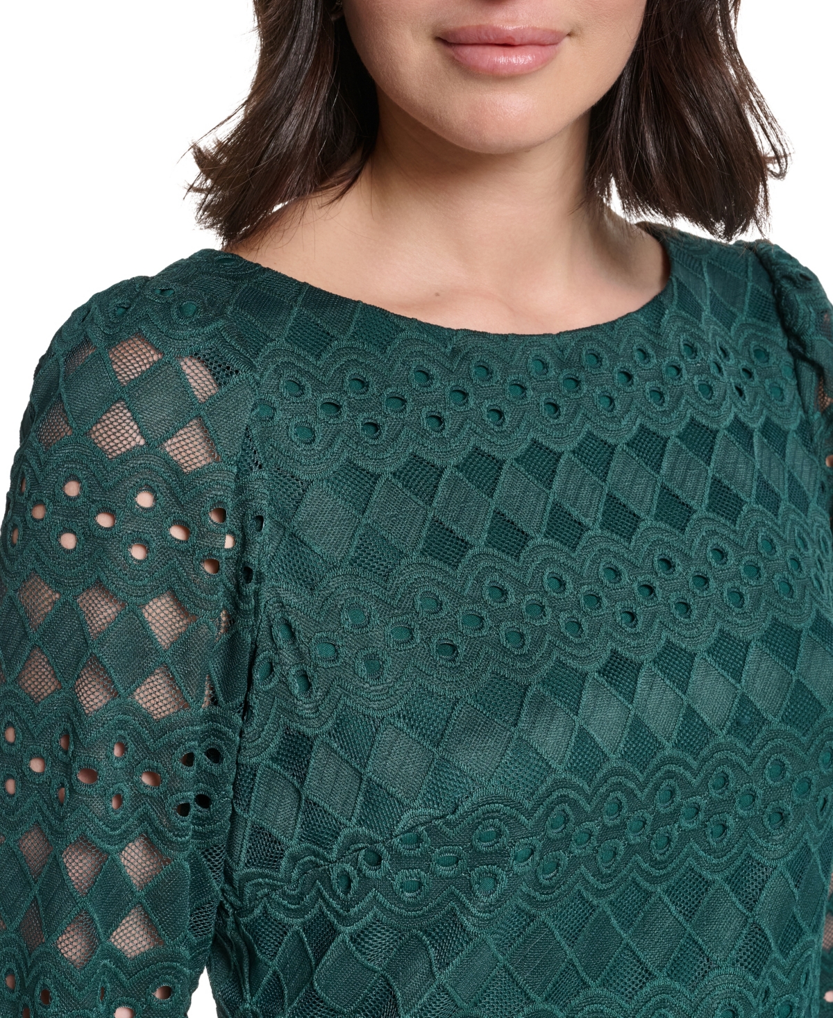 Jessica Howard Petite Lace Shift Boat Neck 3/4-Sleeve Dress