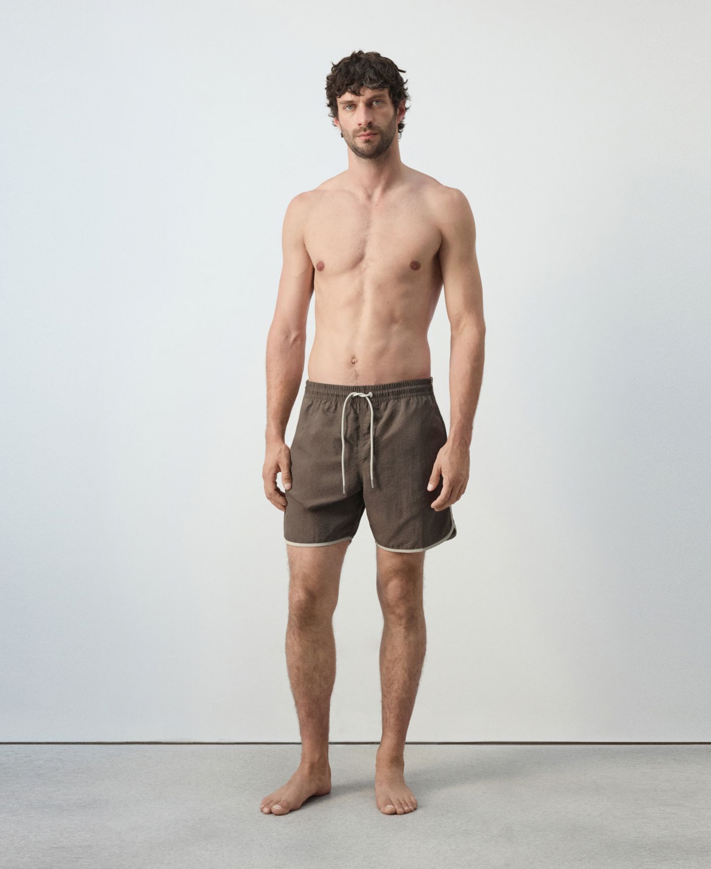 Плавки Inseam для мужчин — MANGO, цвет: Коричневый — фото 2