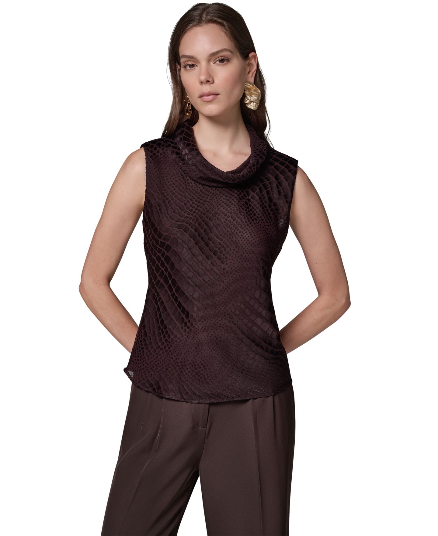 Женская блуза Donna Karan New York со змеиным принтом, без рукавов, с воротом-хомутом, цвет: Тёмно-коричневый — фото 1