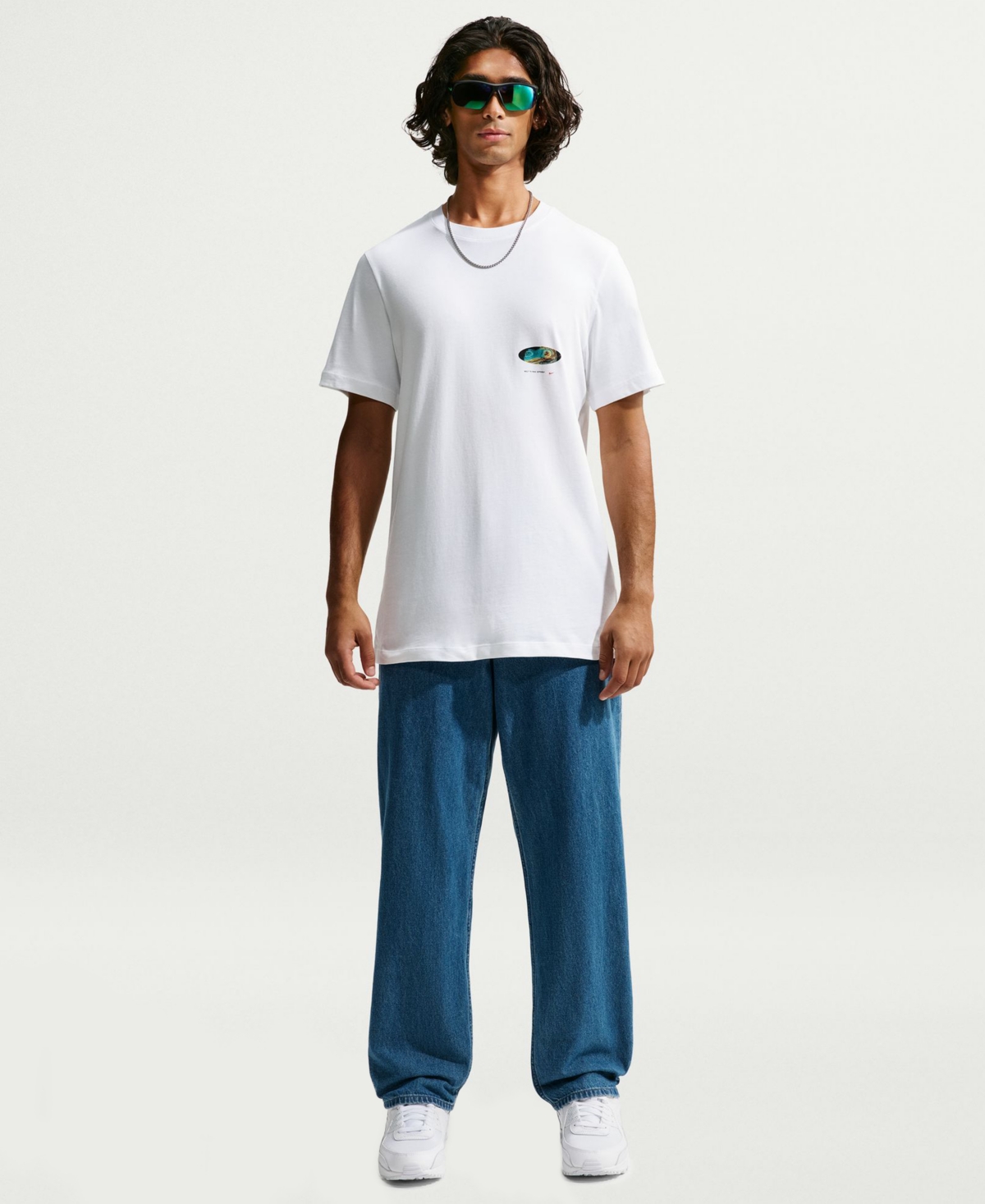 Nike Men's Sportswear Graphic Crewneck T-Shirt