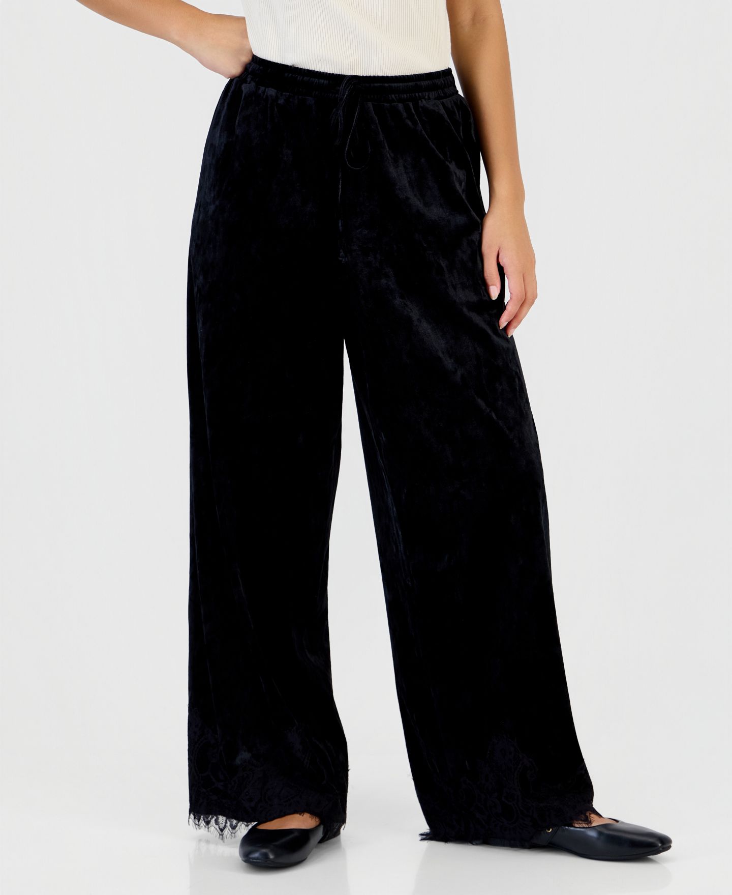 Женские брюки And Now This Petite Velvet Lace-Trim Wide-Leg High-Rise, цвет: Глубокий чёрный — фото 4