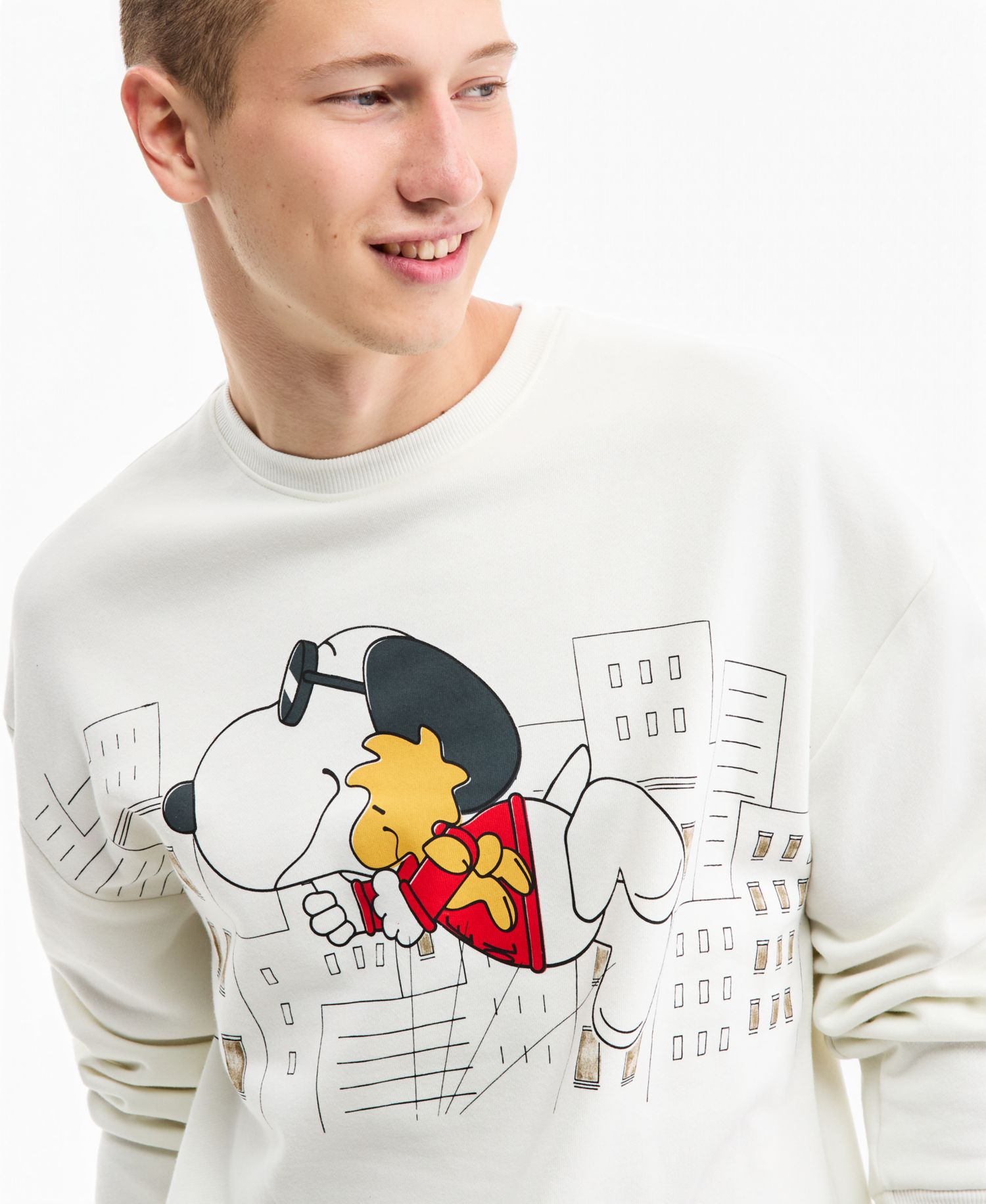 100th Thanksgiving Day Parade Adult Unisex Joe Cool Snoopy & Woodstock Balloon Crewneck Sweatshirt