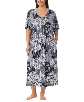 Plus Size V-Neck Short-Sleeve Side-Seam Pockets Nightgown