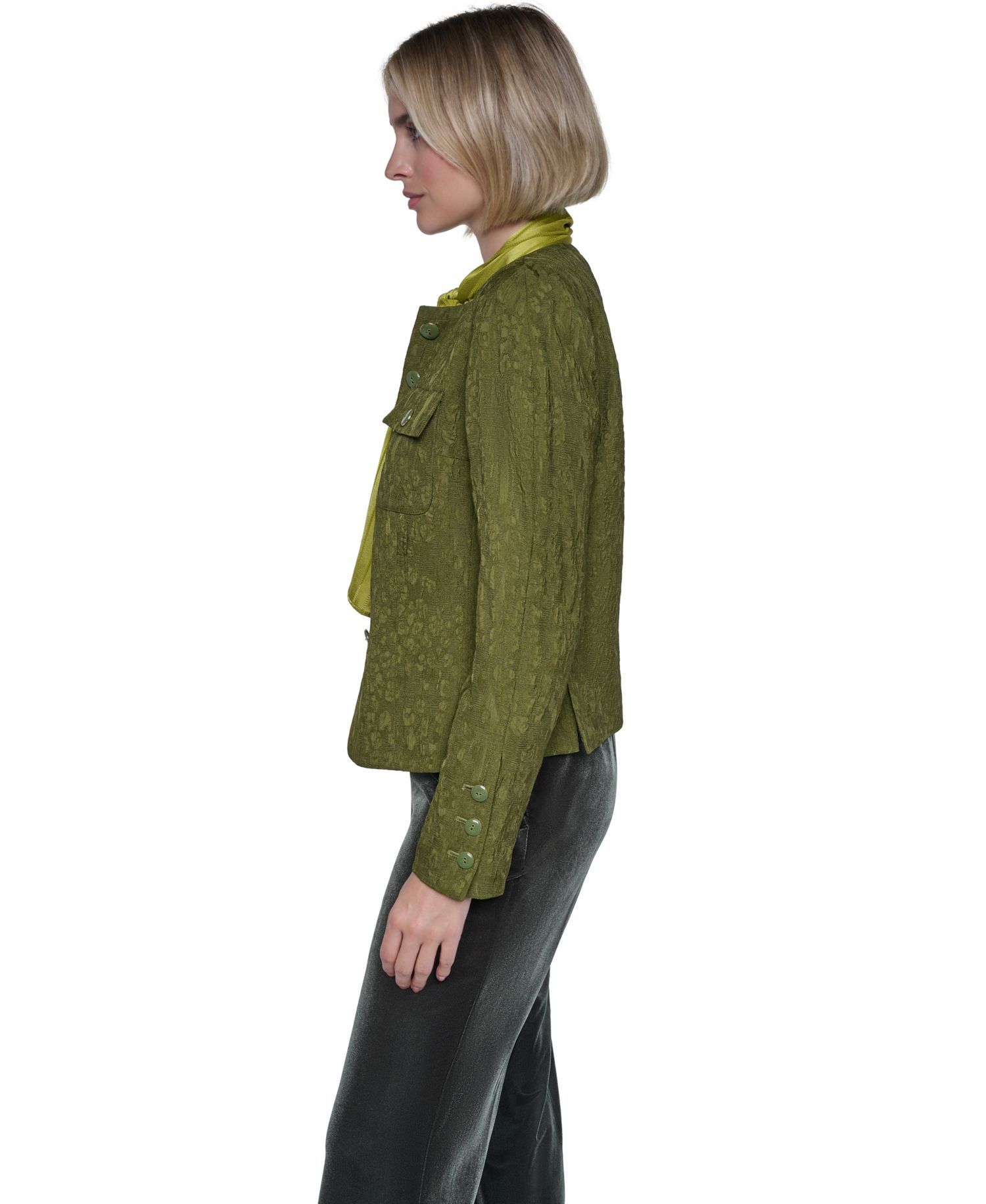 Women's Fitted Rounded Shoulder Jacket