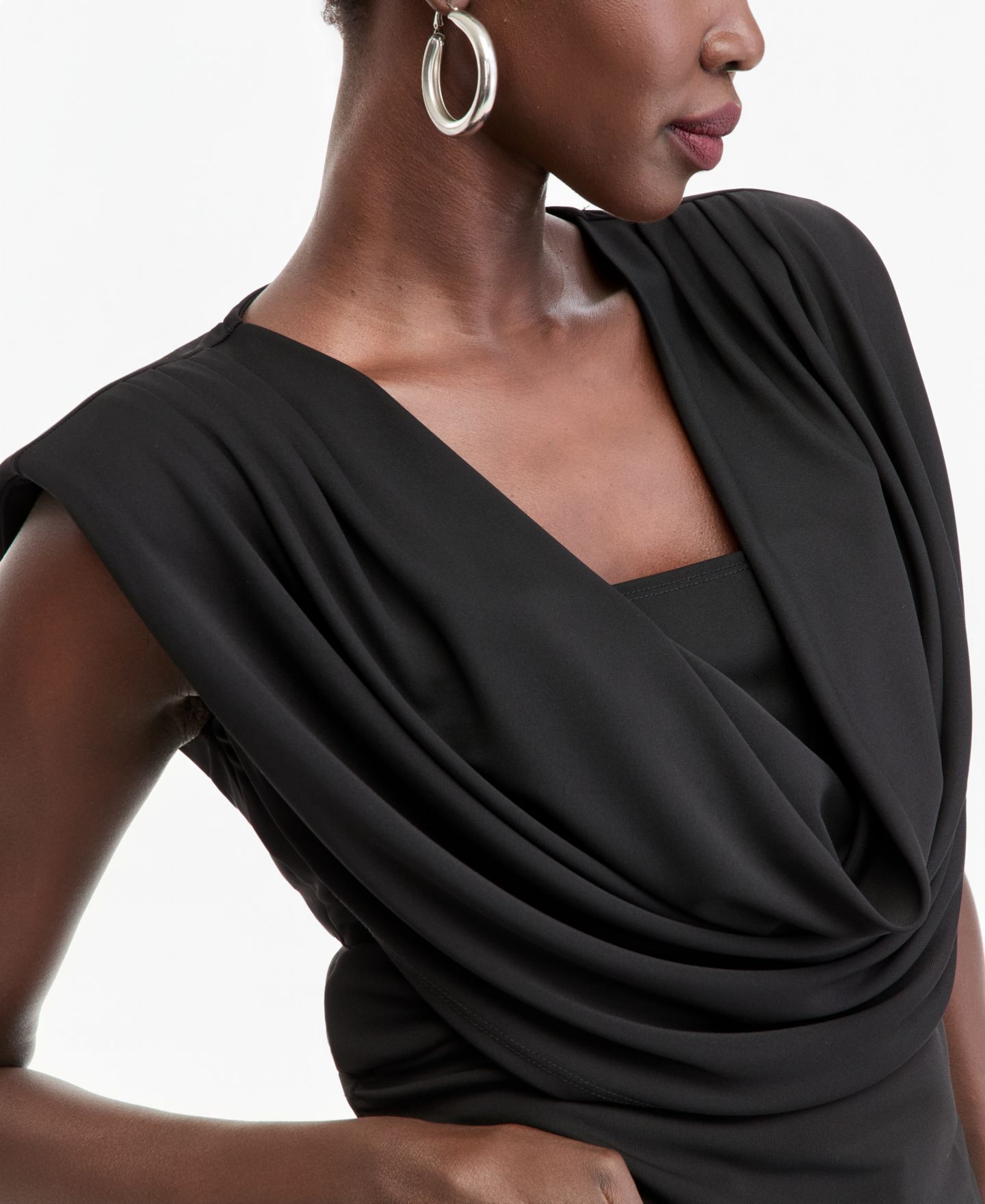 Женский топ I.N.C. International Concepts Cowl Neck, цвет: Глубокий чёрный — фото 2