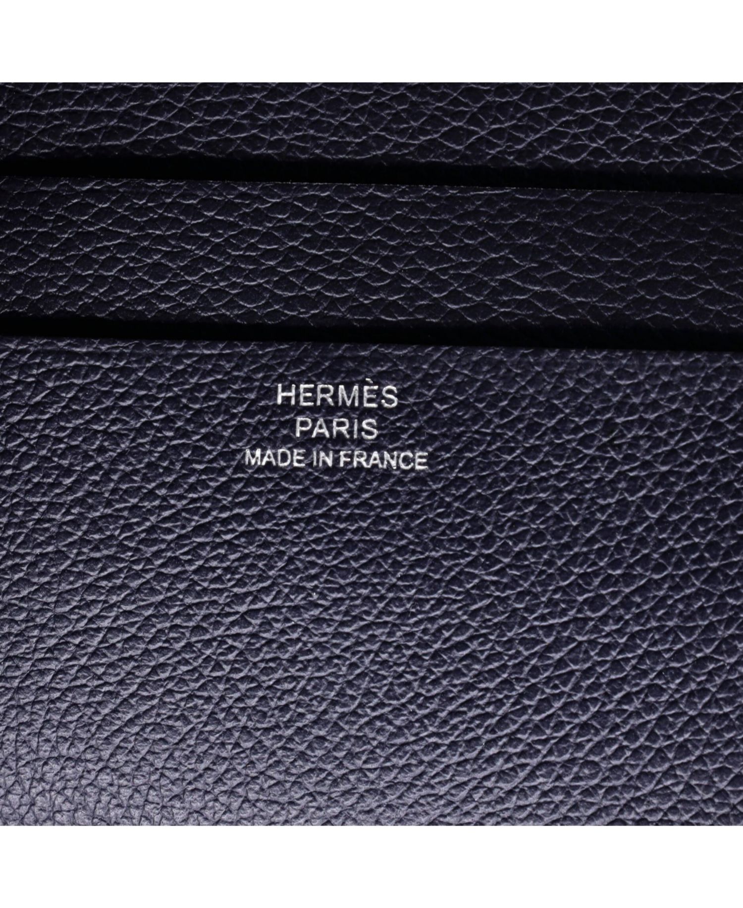 Pre-Owned Hermes Compact Zipengo H Verso Bifold Wallet Leather
