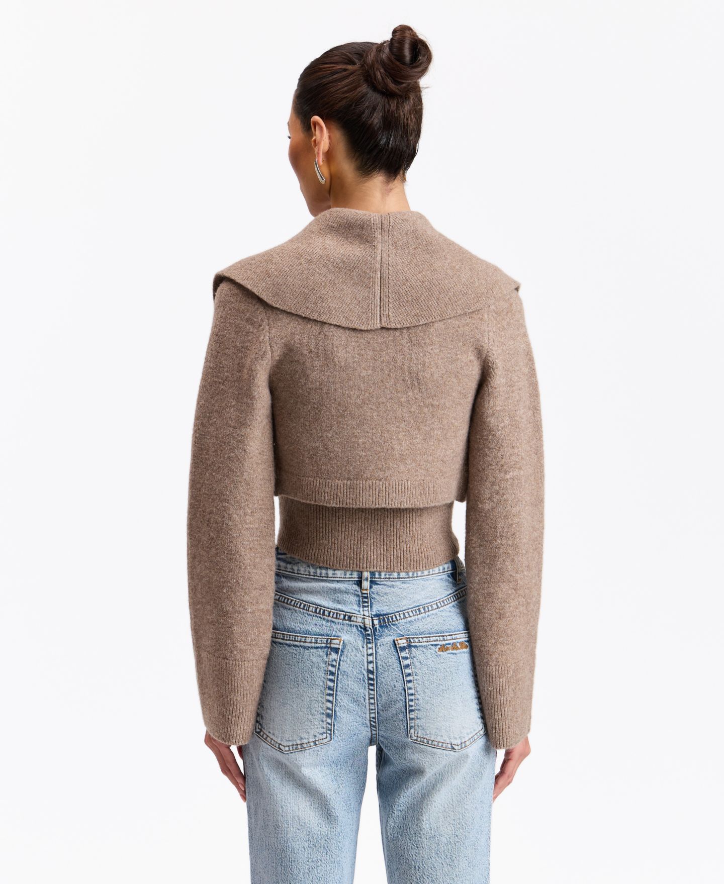 Женские болеро Avec Les Filles Oversized Shawl-Collar Cropped Shrug, цвет: Серо-бежевый — фото 12