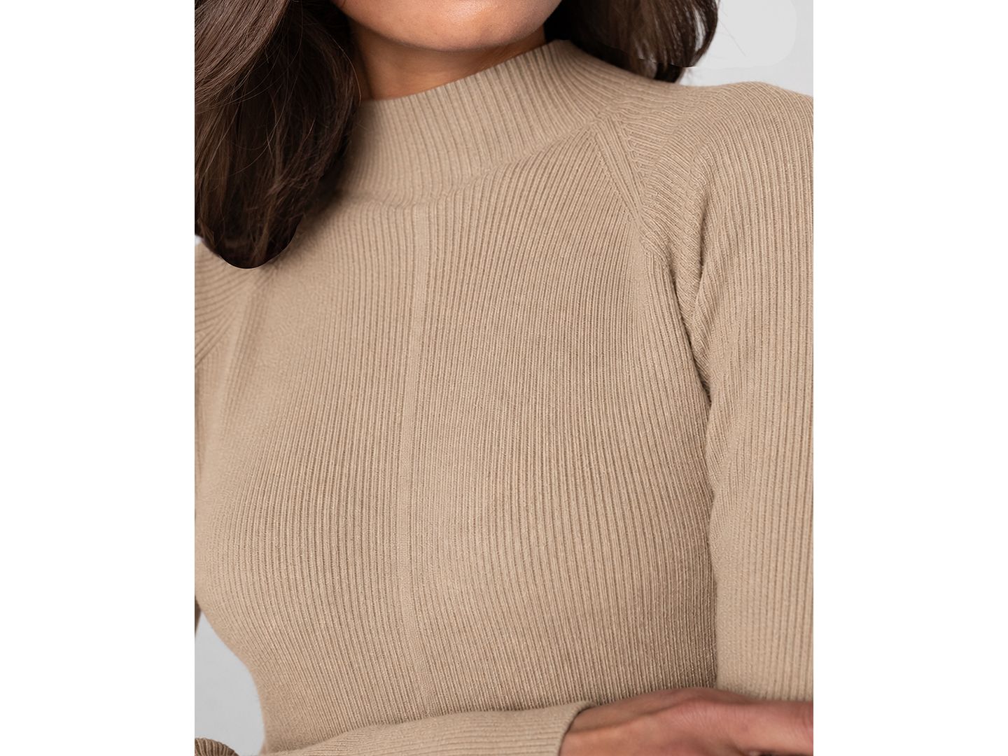 Женский свитер Liverpool Los Angeles Petite Mock Turtleneck Long Flare Sleeves Ribbed, цвет: Хаки — фото 3