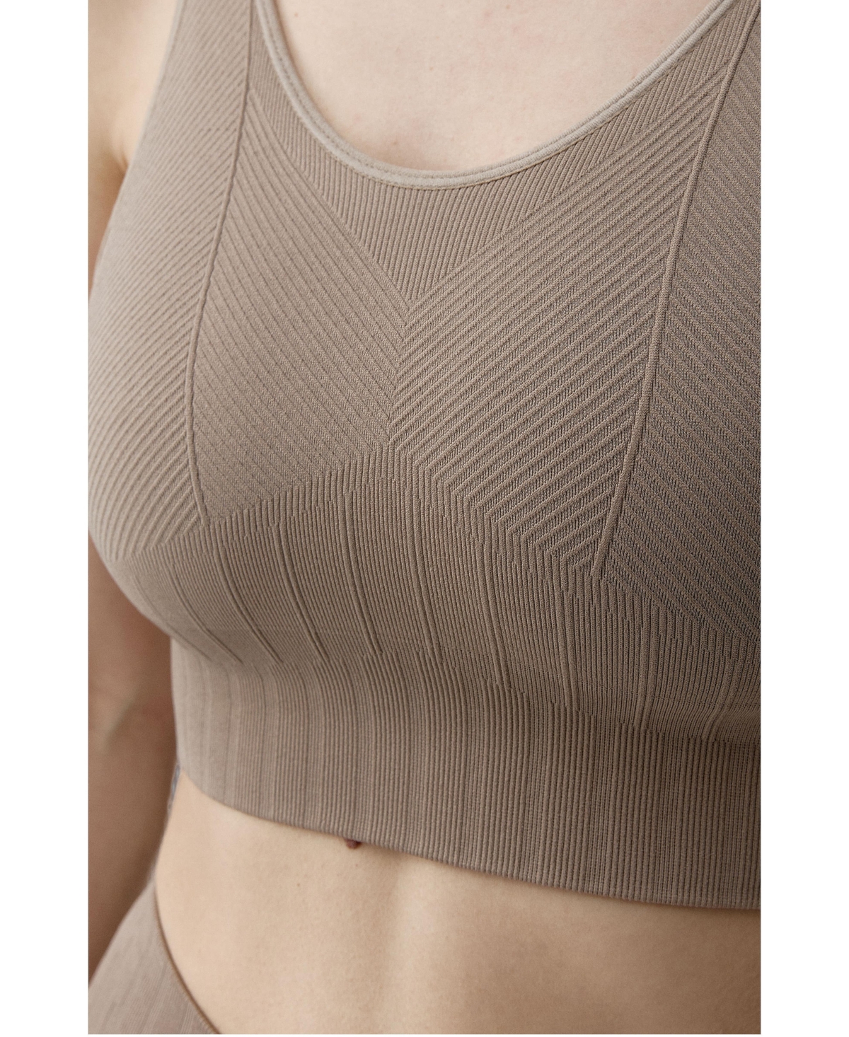 Born Living Yoga Women's Medium-Support Sports Top