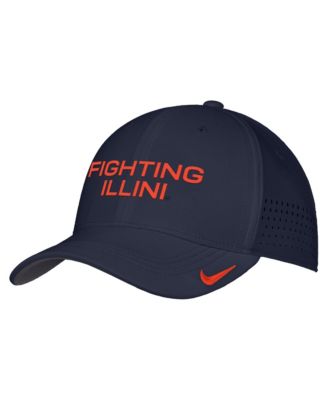 Nike - Men's Navy Illinois Fighting Illini 2026 On-Field AeroBill SwooshFlex Dri-FIT Hat Navy