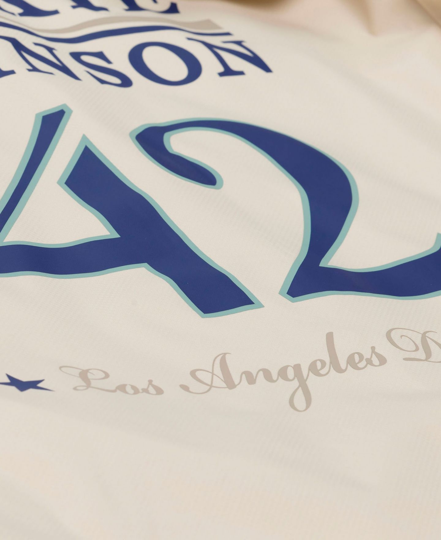 Мужская куртка Mitchell & Ness Jackie Robinson Cream Los Angeles Dodgers Full-Snap Yacht Rock Name & Number Hooded Coach's — фото 3