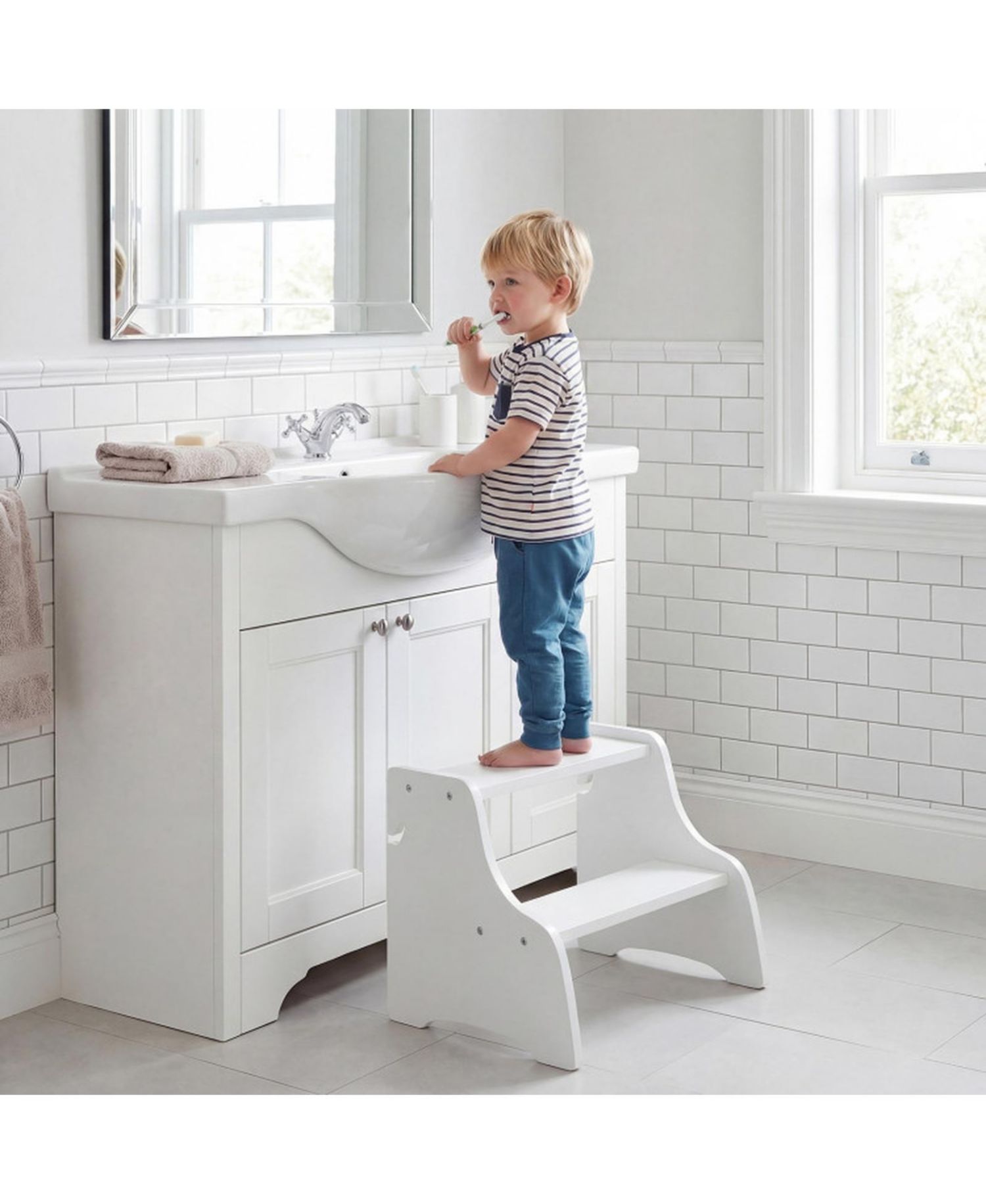 Toddler 3-in-1 Foldable Step Stool with Side Chalkboards