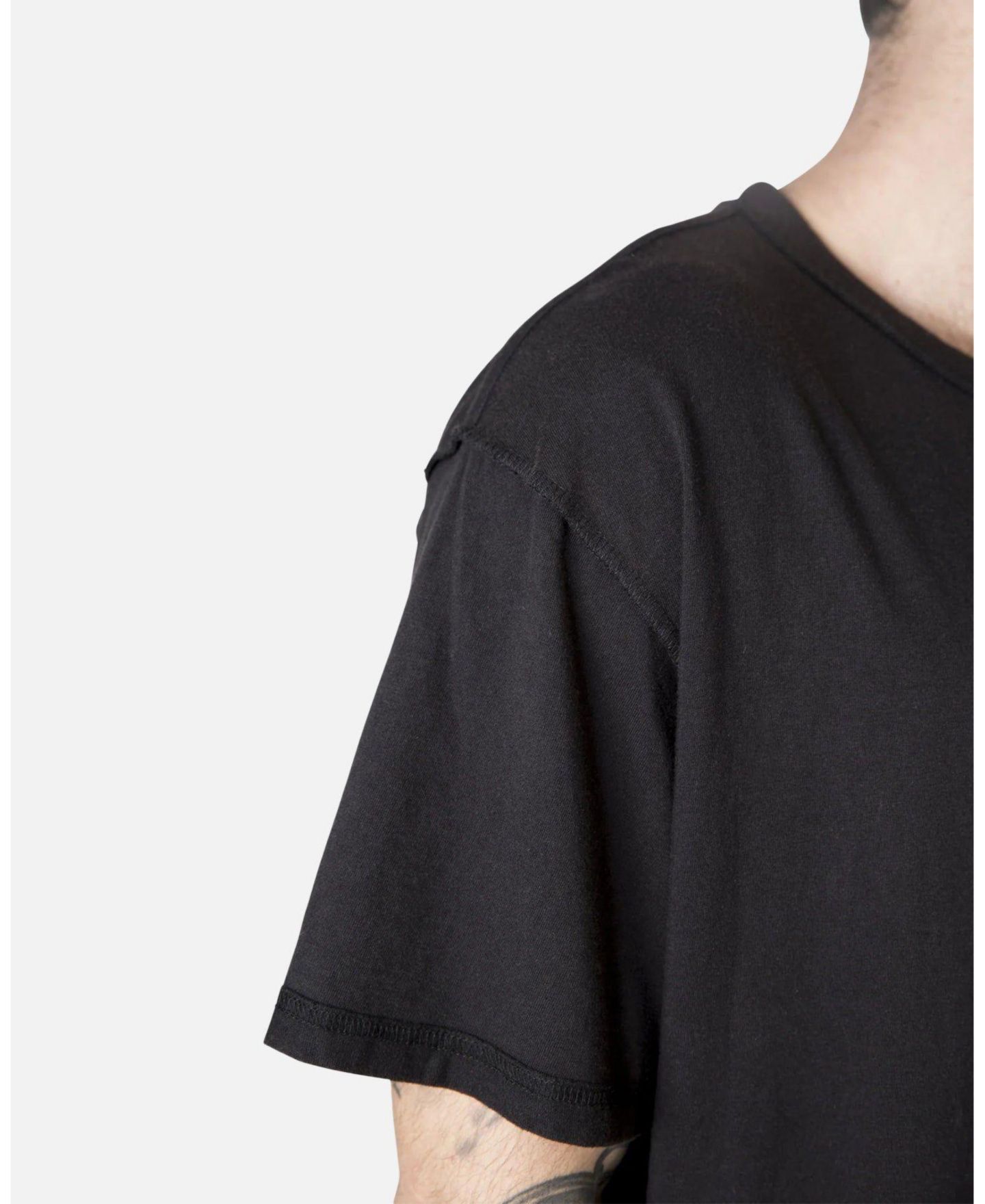 Мужская футболка mnml Inside Out Oversized Dropped-Shoulder — фото 6