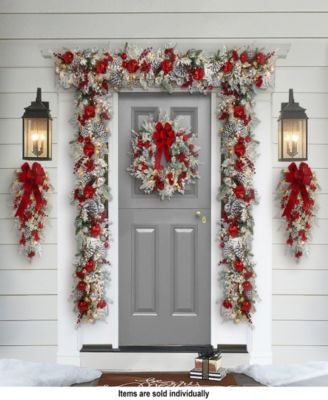 Pre-Lit Decorated Flocked Wreath