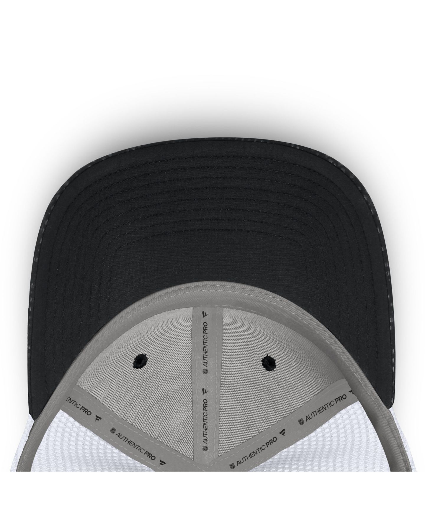 Мужская кепка Fanatics Black Boston Bruins Authentic Pro Rink Boxed Logo Trucker Hat — фото 2