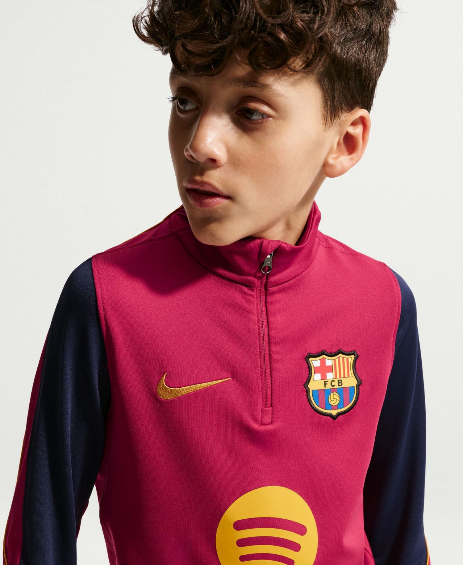 Big Boys and Girls Red Barcelona 2026/27 Strike Dri-FIT Long Sleeve Quarter-Zip Drill Top