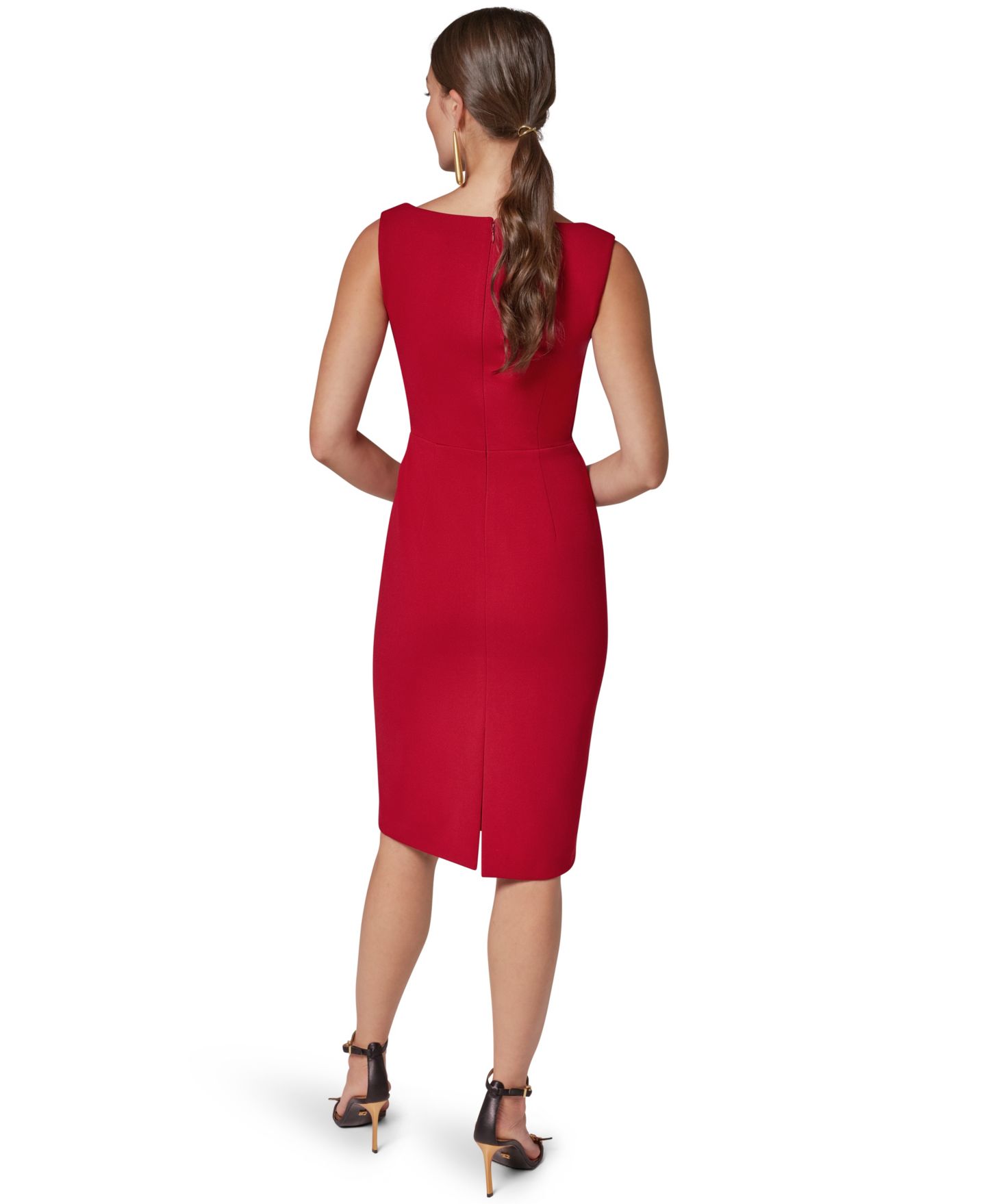 Женское платье Donna Karan New York Sleeveless Cowl-Neck Hardware Sheath, цвет: Красный бархатный — фото 4