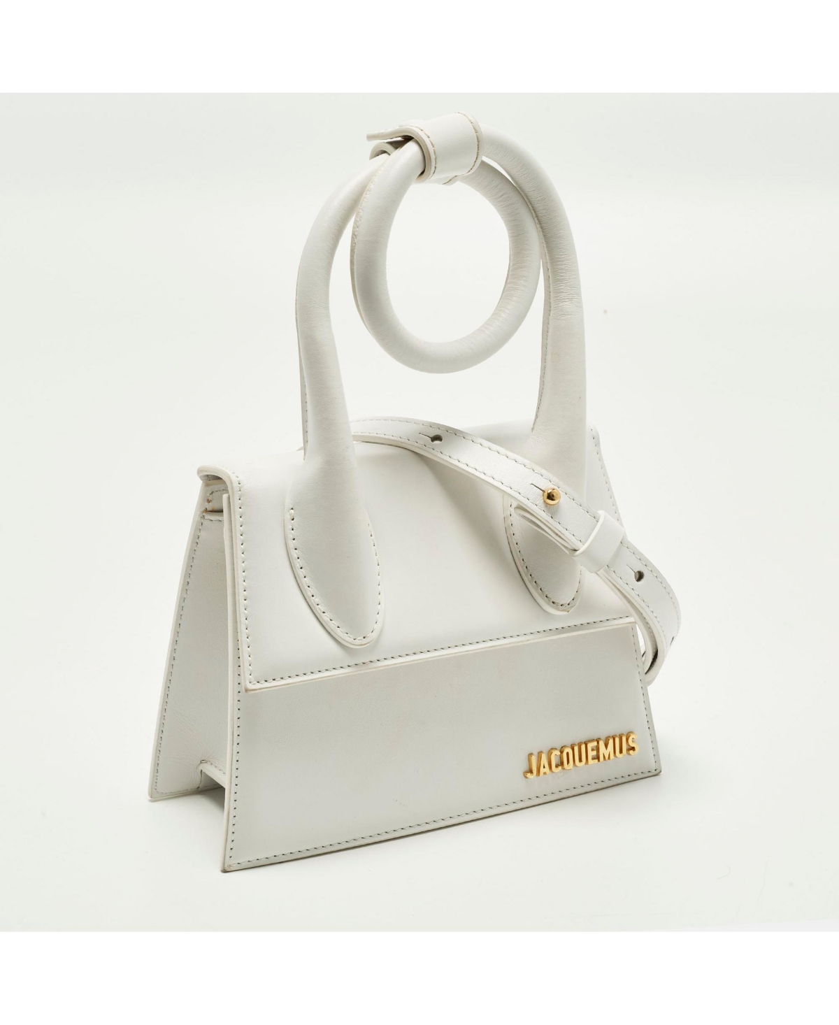 Pre-Owned Jacquemus Women's Le Chiquito Noeud Leather Top Handle Bag