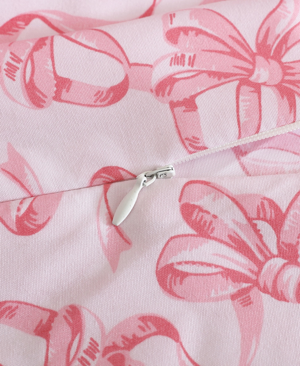 Betsey Johnson Ballet Bows Reversible -Pc. Duvet Cover Set