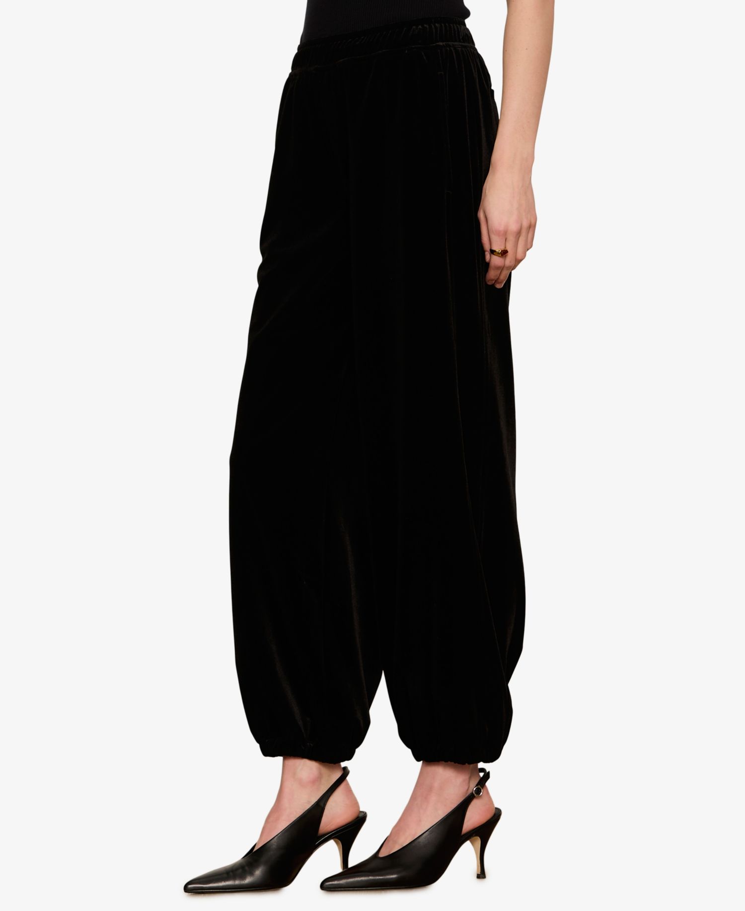 Women's Micro Balloon Velvet Pull-On Pants
