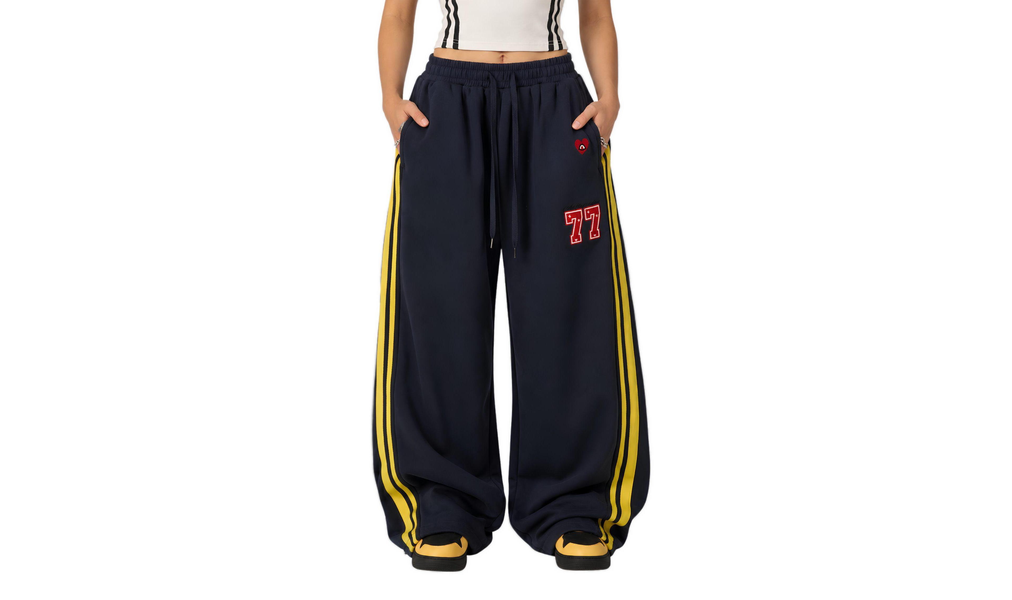 Aelfric Eden Women's Stripe Baggy Mid-Rise Sweatpants