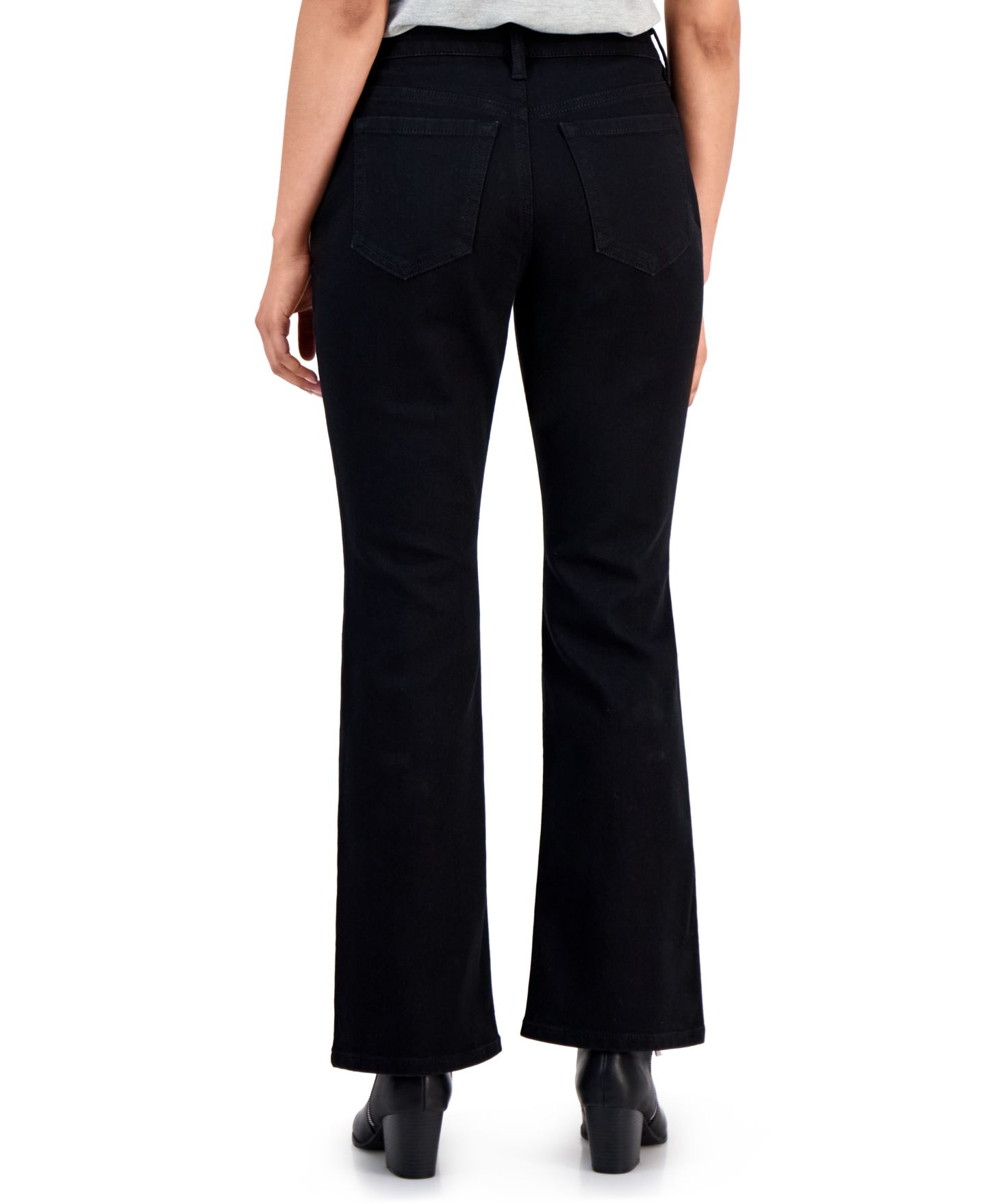 Женские джинсы Style & Co Petite Mid-Rise Curvy Bootcut Jeans, Petite & Petite Short, цвет: Глубокий чёрный — фото 2
