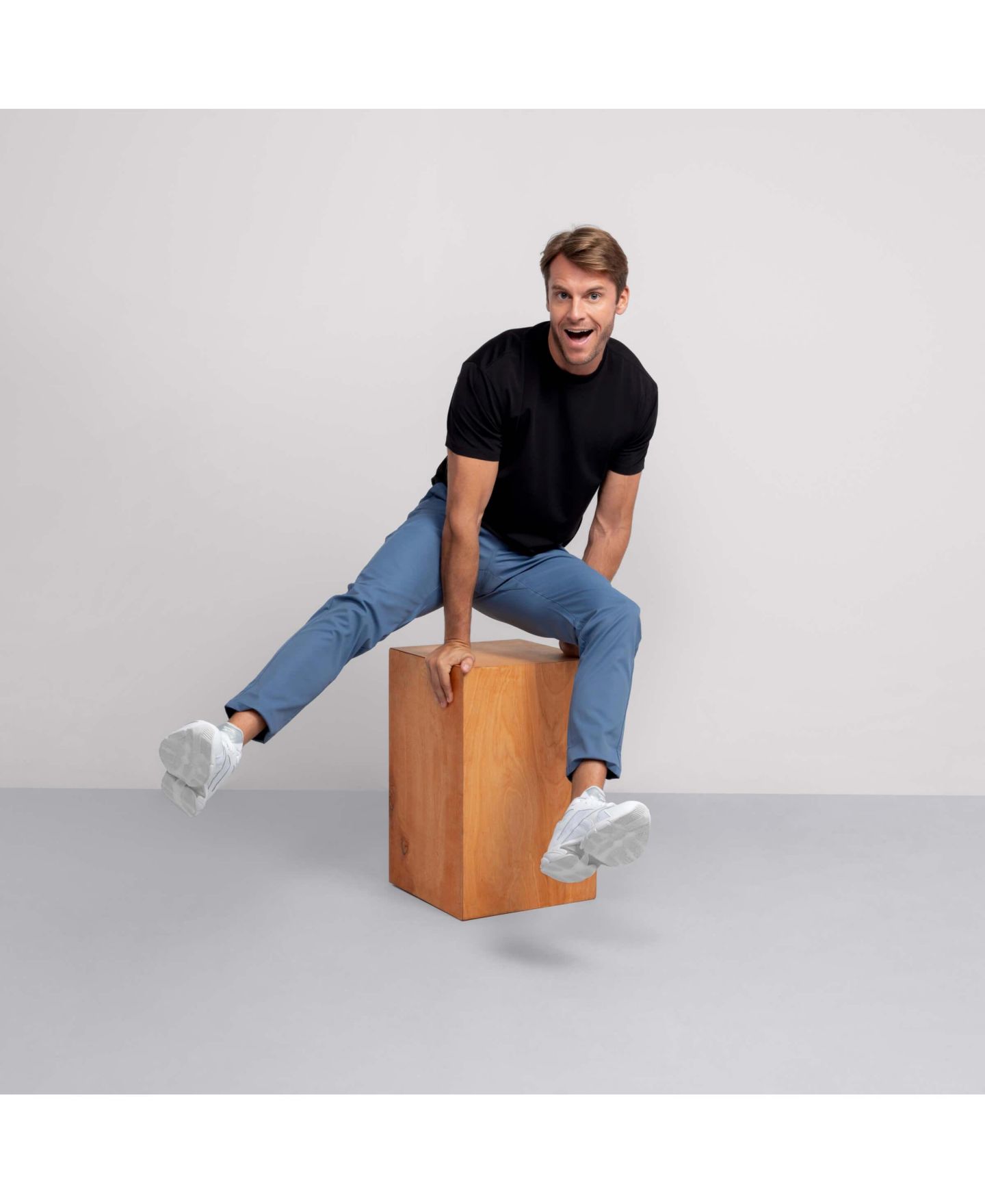 Мужские брюки Jack Archer Jetsetter Slim-Fit Tapered Casual, цвет: Морской — фото 4