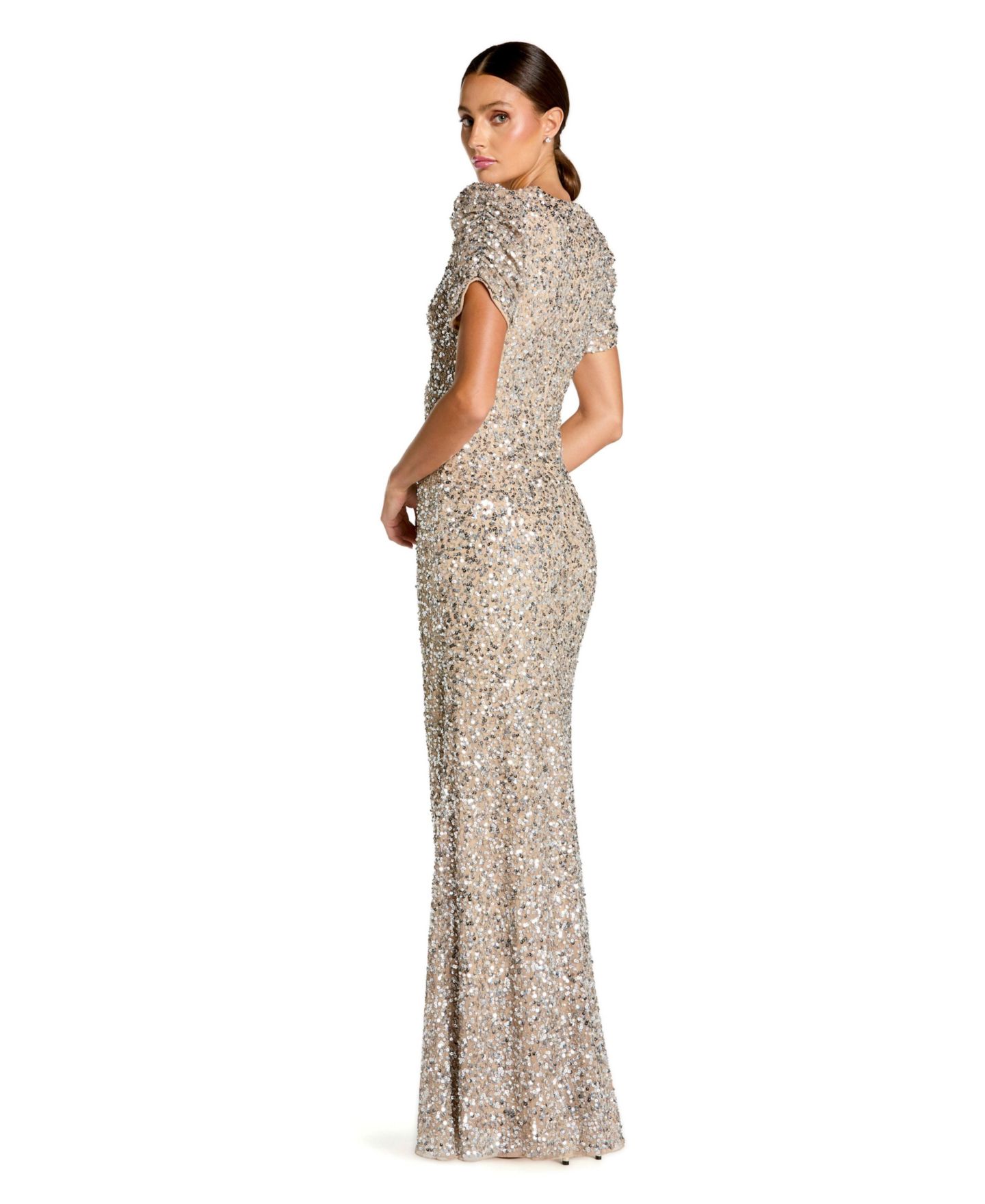 Женское платье Mac Duggal High-Neck Short-Sleeve Sequin Gown, цвет: Телесный серебряный — фото 2