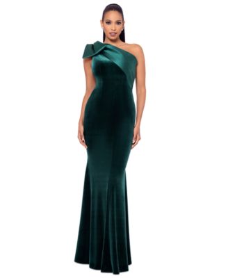Women's One-Shoulder Velvet Gown with Bow at Shoulder