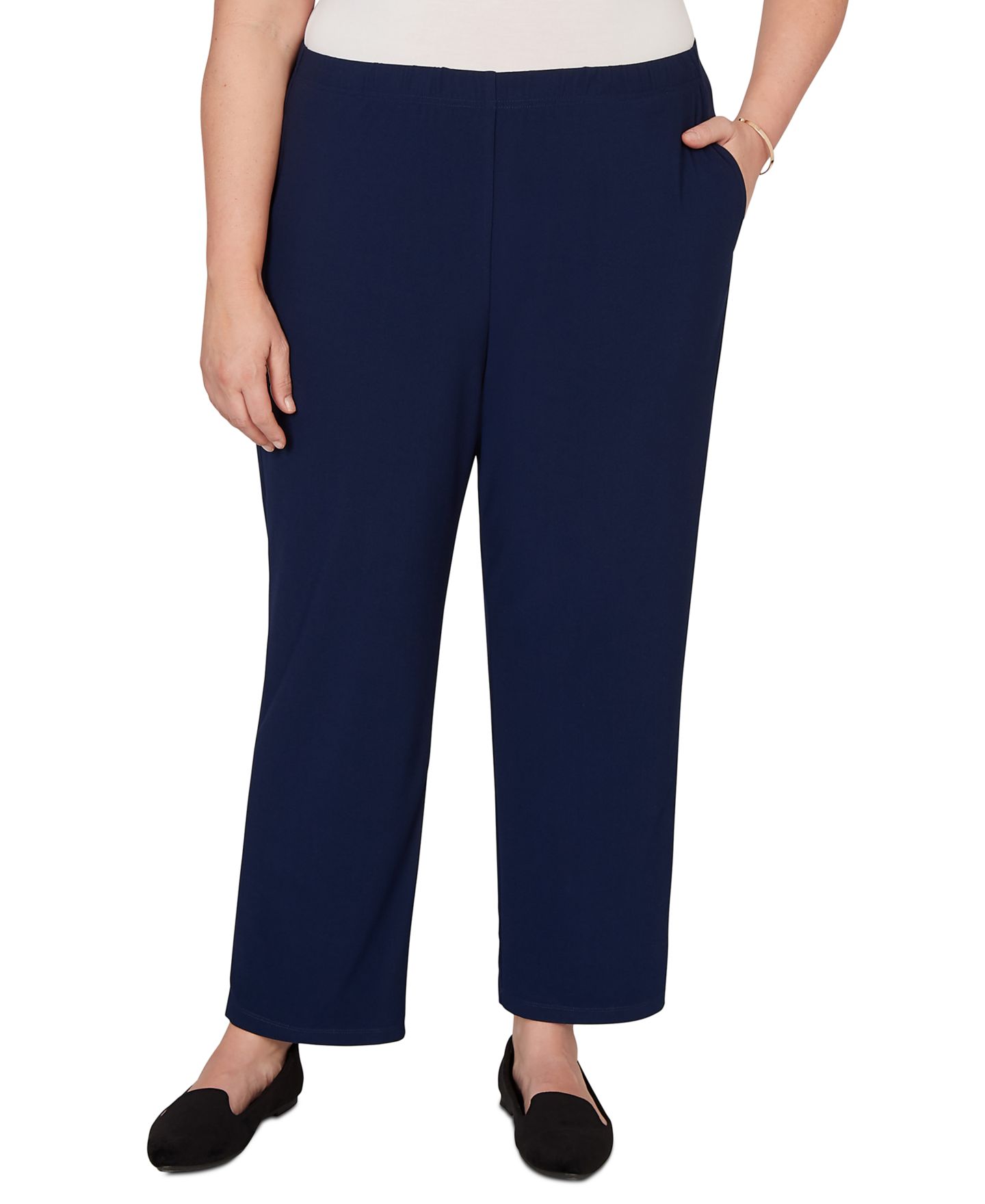 Женские брюки Alfred Dunner Plus Size Soft Crepe Short Length, цвет: Чёрный — фото 6