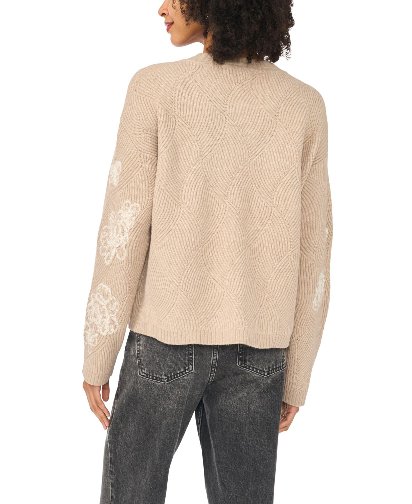 Женский свитер Vince Camuto Crewneck Floral-Embroidered Long-Sleeve, цвет: Пыльный орех — фото 4