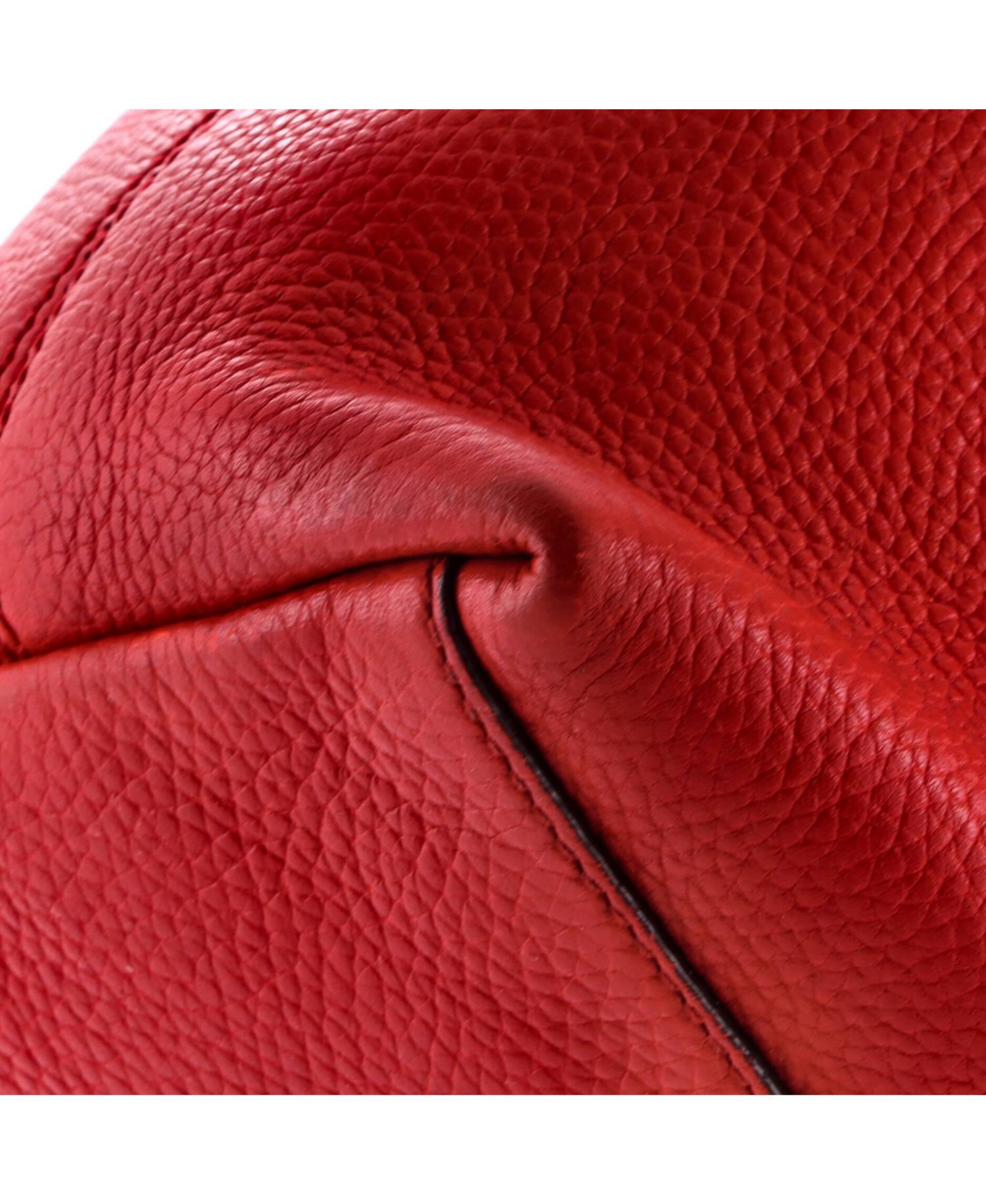Medium Soho Chain Strap Shoulder Bag Leather