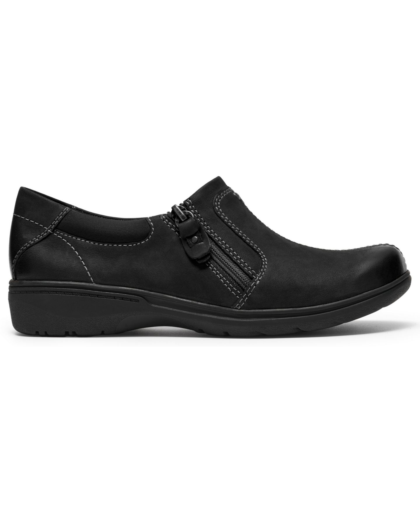 Женские балетки Clarks Carleigh Ease Nubuck Round Toe Flats, цвет: Чёрный нубуковый — фото 2
