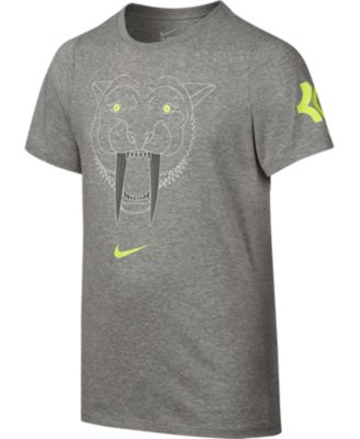 nike graphic t shirts clearance