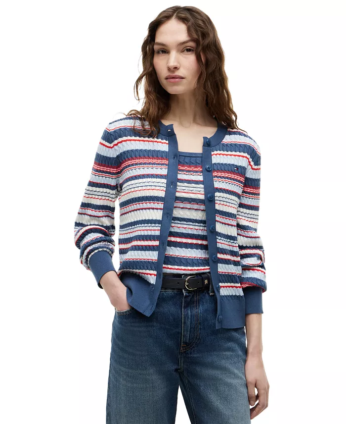 Women's Crewneck Cable Knit Sweater - thumbnail 3