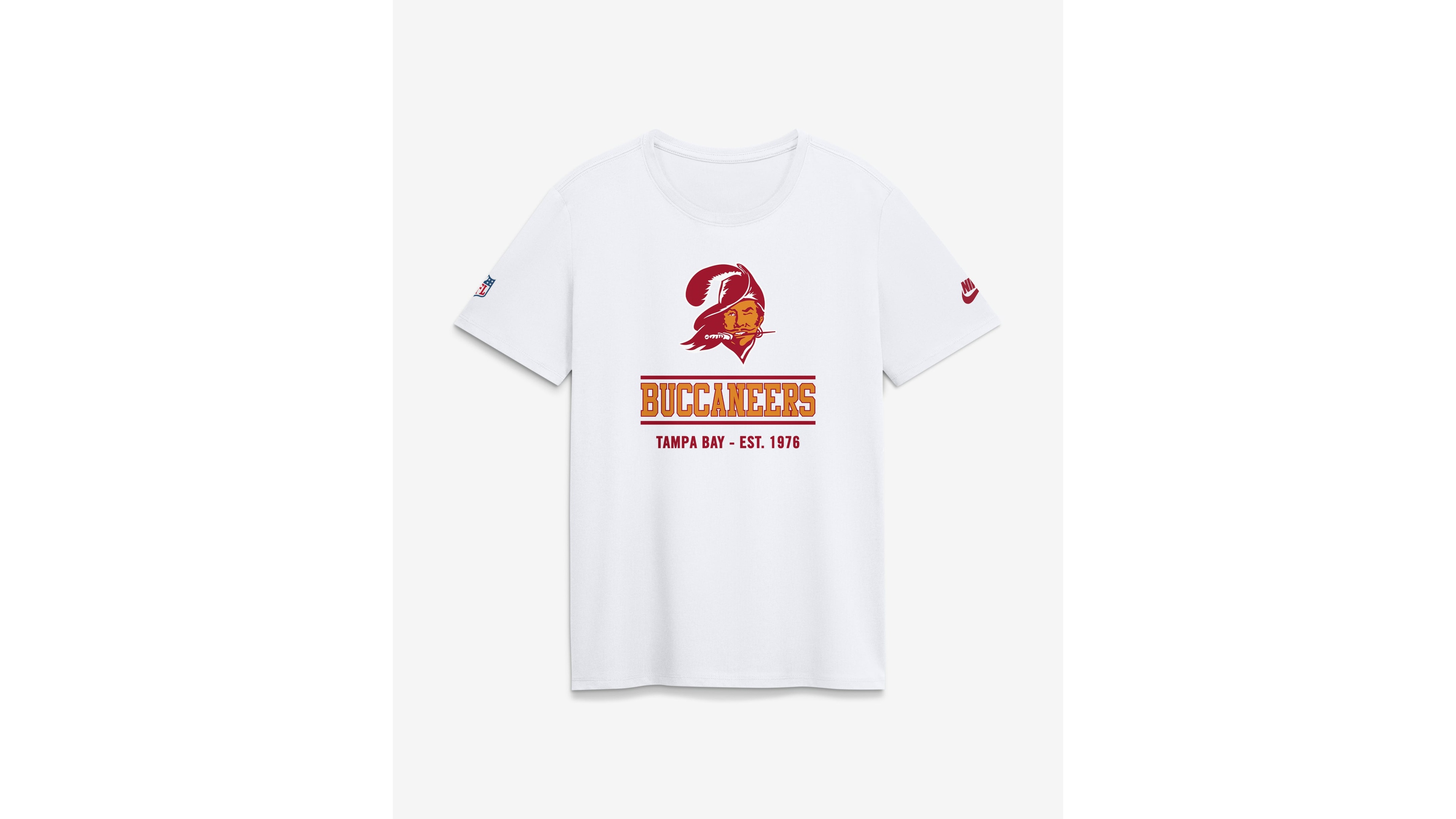 Nike Women's White Tampa Bay Buccaneers Sideline Alt Dri-fit T-Shirt