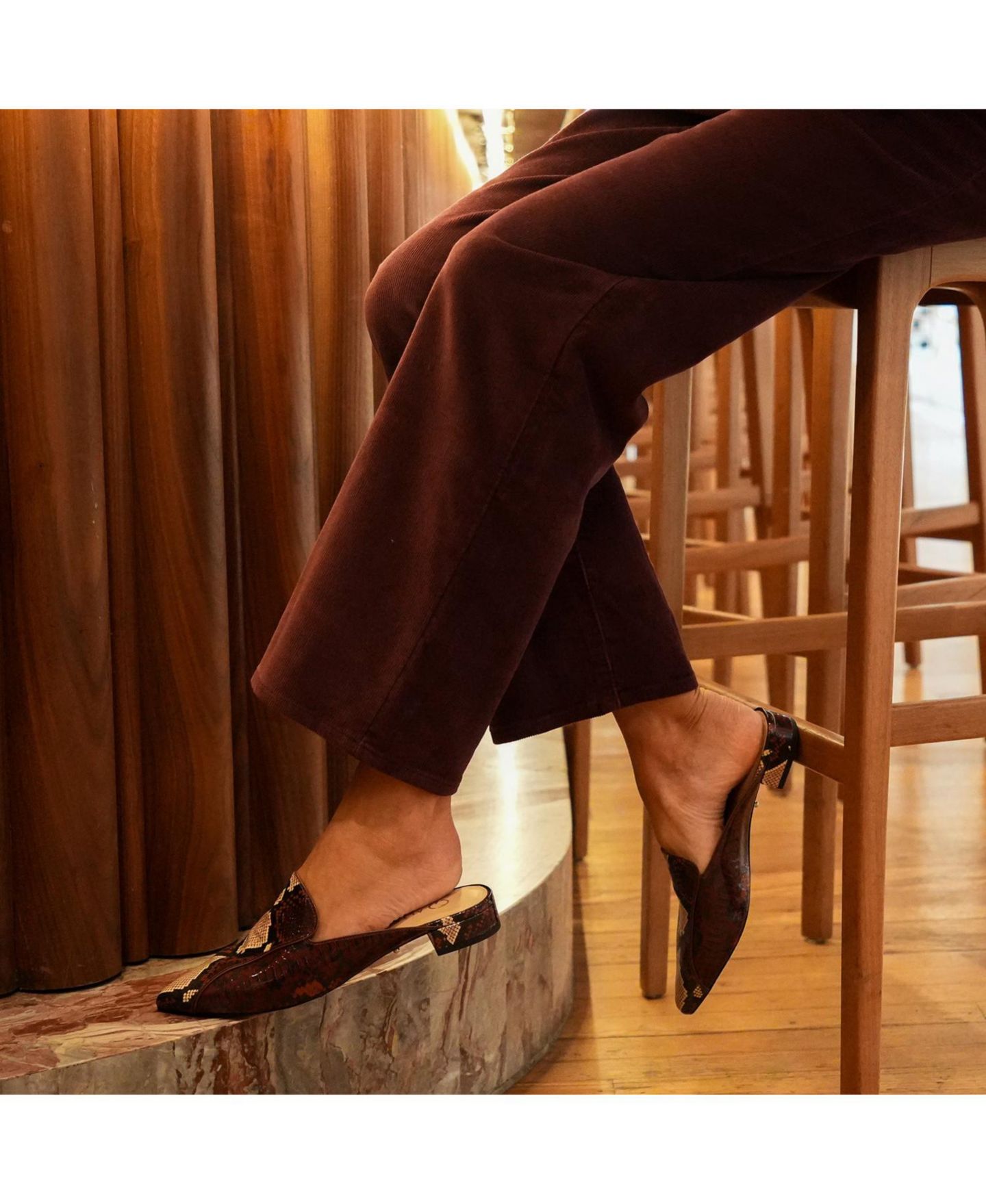 Женские сандалии Alterre Marilyn Pointed-Toe Block-Heel Python Loafer, цвет: Бордовый — фото 7
