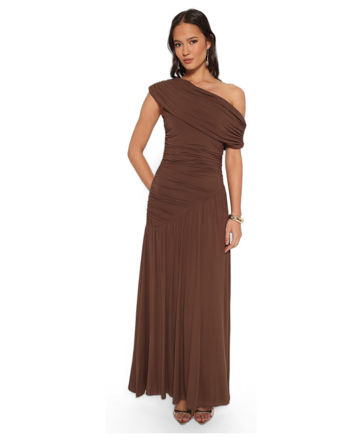 Petal and Pup Women's Sharmay Asymmetrical Off-Shoulder Ruched Wedding Guest Maxi Dress - Brown