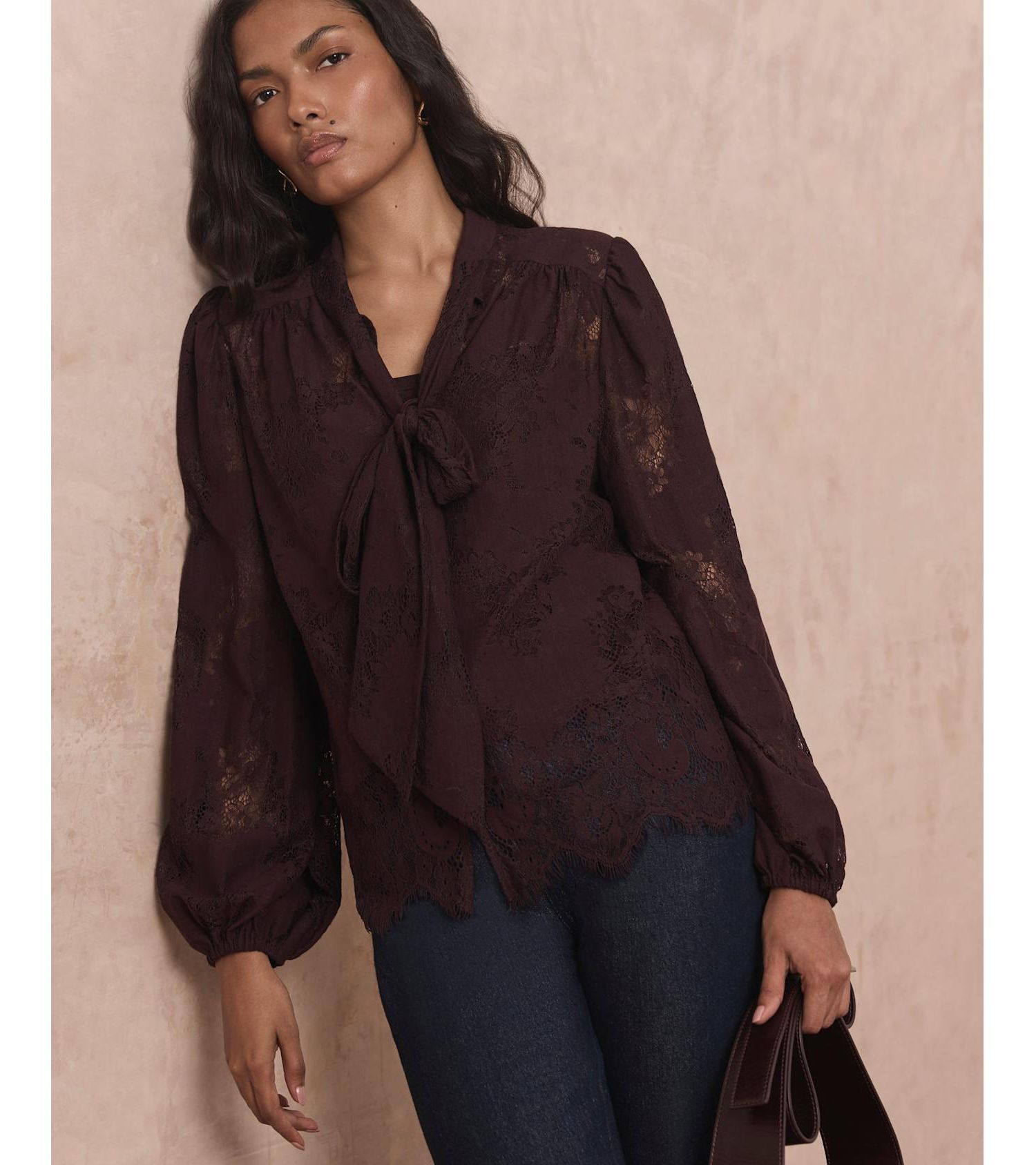 Women's Floral-Print Lace Pussybow Blouse