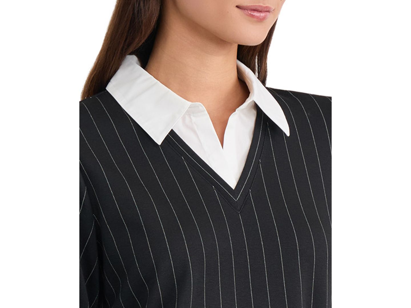 Женская блузка Jones New York Long-Sleeve Pinstripe V-Neck, цвет: Угольно-чёрный — фото 3