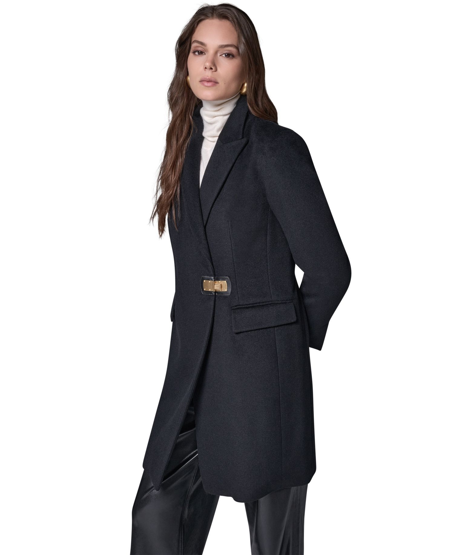 Women's Buttoned Notch Collared Coat