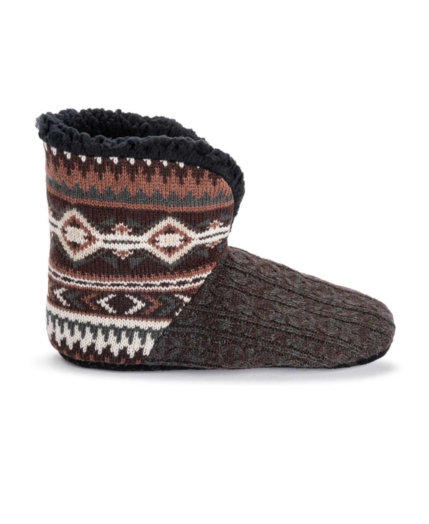 Мужские тапочки MUK LUKS Fold-Over Cuff Knit Faux Shearling Bootie Slippers, цвет: Тёмный коричневый — фото 3